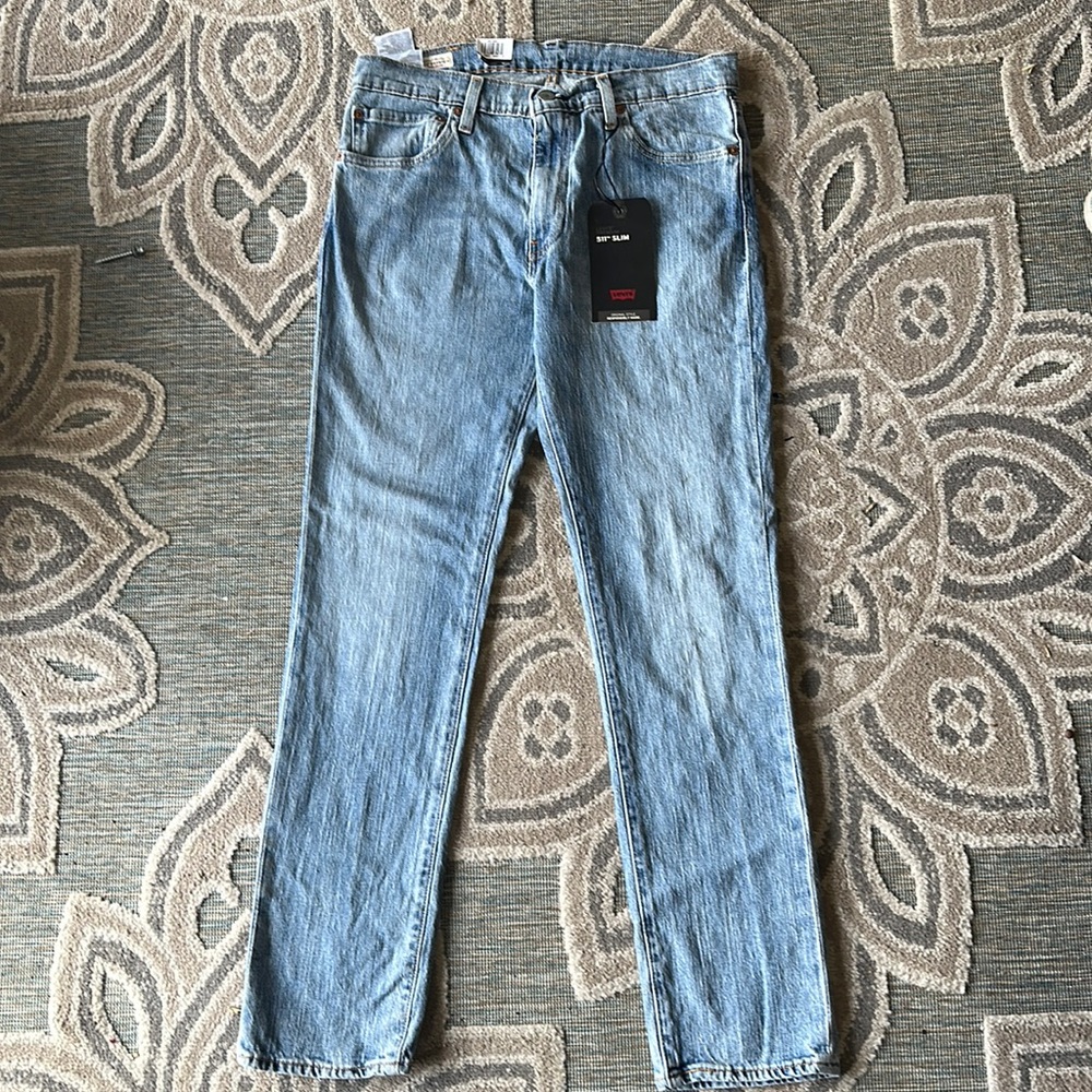 Levis jeans